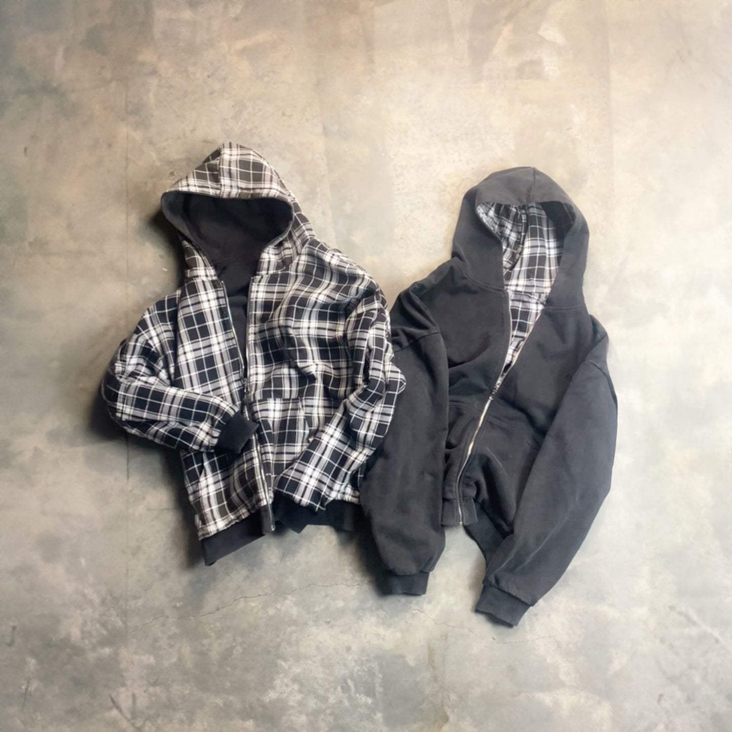 REVERSIBLE zip-up